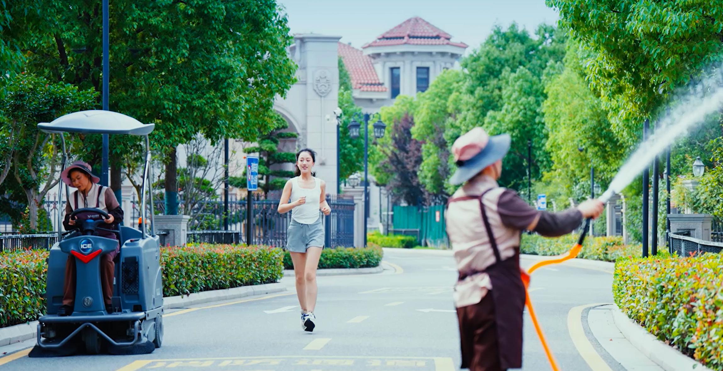 图8：九游老哥j9
服务用心营造幸福生活.jpg